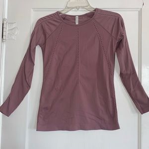 Athleta long sleeve workout top!